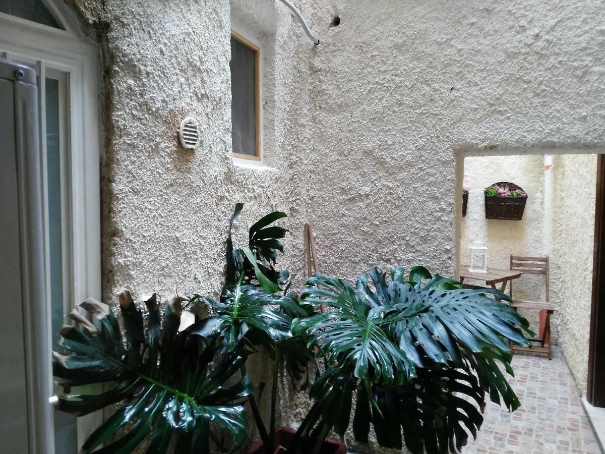 Giudecca Apartments Syracuse