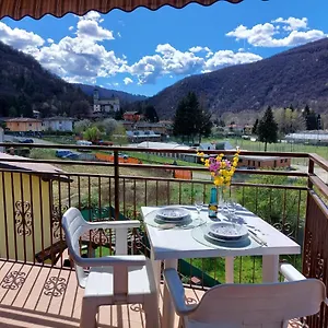 Casa Sassello - Menta , Dumenza Italia