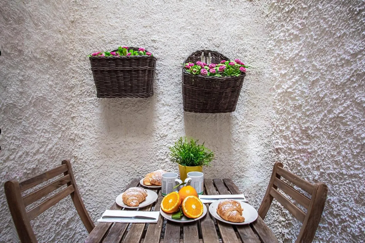 Giudecca Apartments Syracuse 0*,  Italy